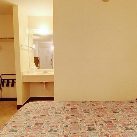 Americas Best Value Inn And Suites Карбондейл Экстерьер фото