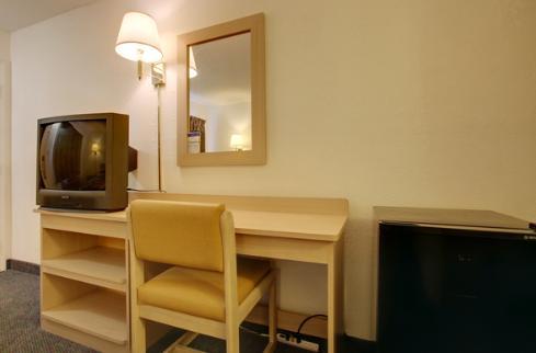 Americas Best Value Inn And Suites Карбондейл Номер фото