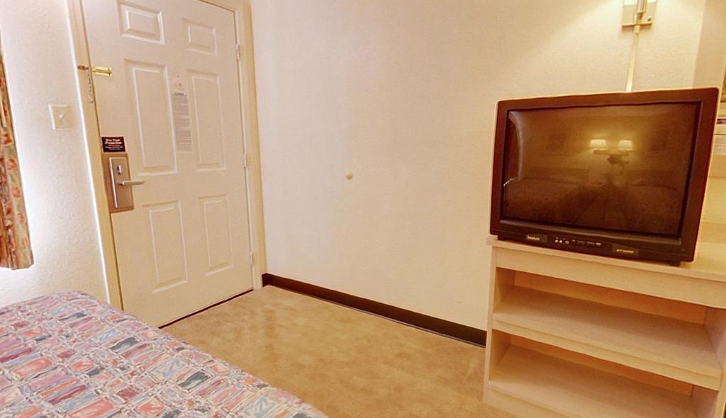 Americas Best Value Inn And Suites Карбондейл Номер фото