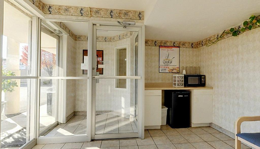 Americas Best Value Inn And Suites Карбондейл Экстерьер фото